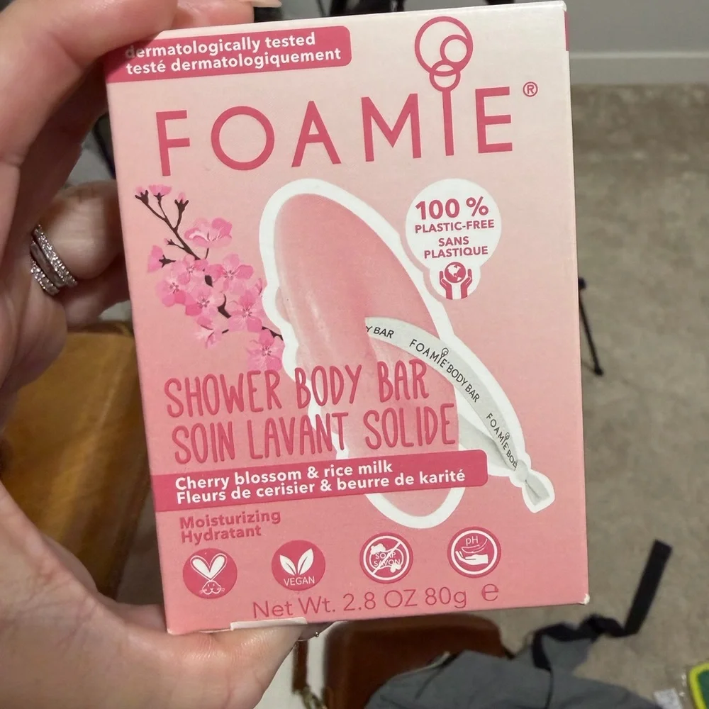 NWT Foamie shower bar cherry blossom pack of 2